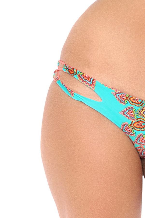 Luli Fama SUEÑOS ESTRELLADOS - Cut Out Halter Top & Reversible Zig Zag Open Side – Luli Fama